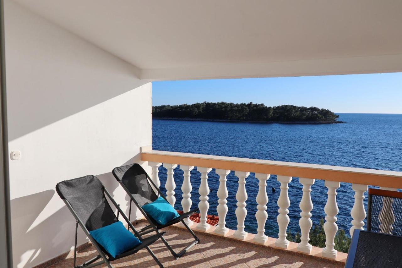 Apartments Villa Senija Prižba Kültér fotó