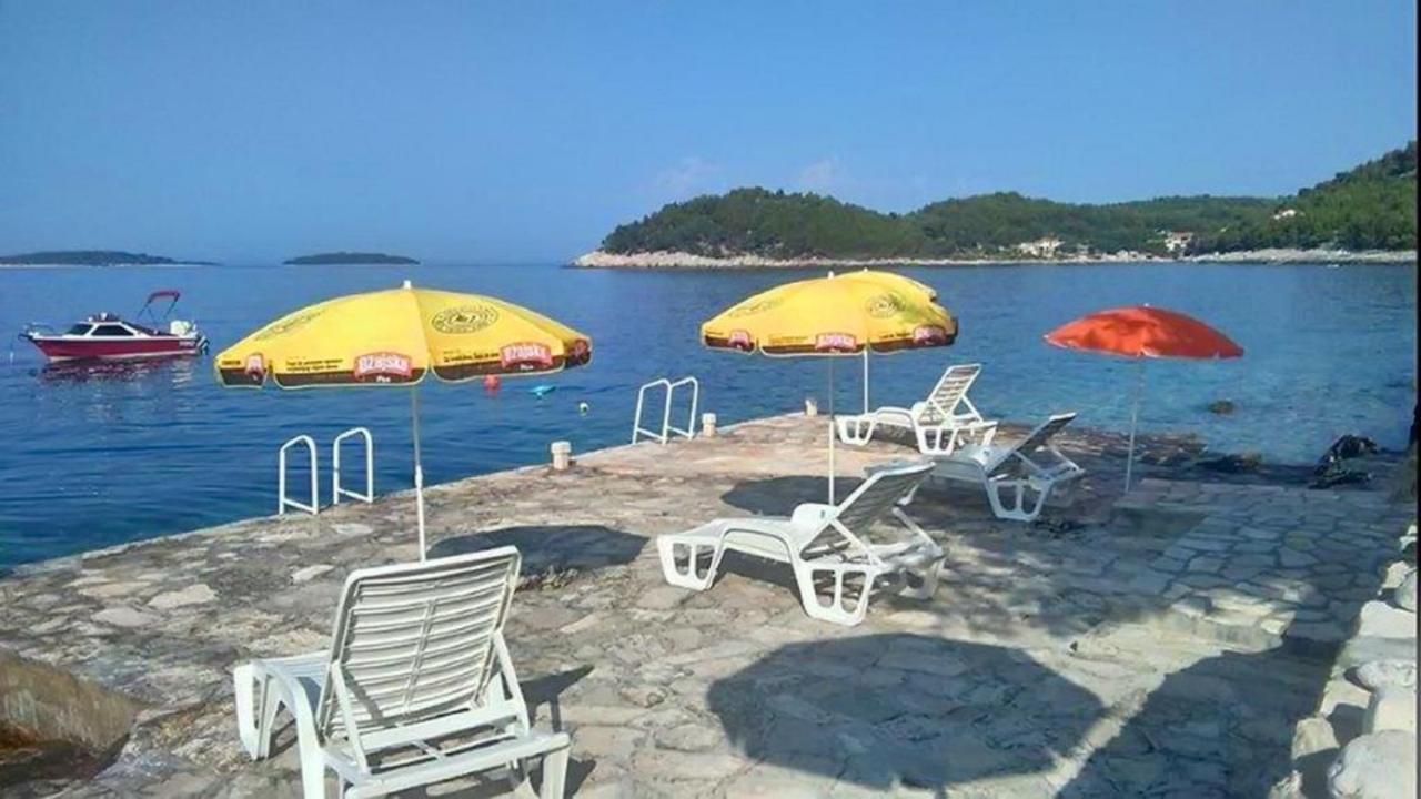 Apartments Villa Senija Prižba Kültér fotó