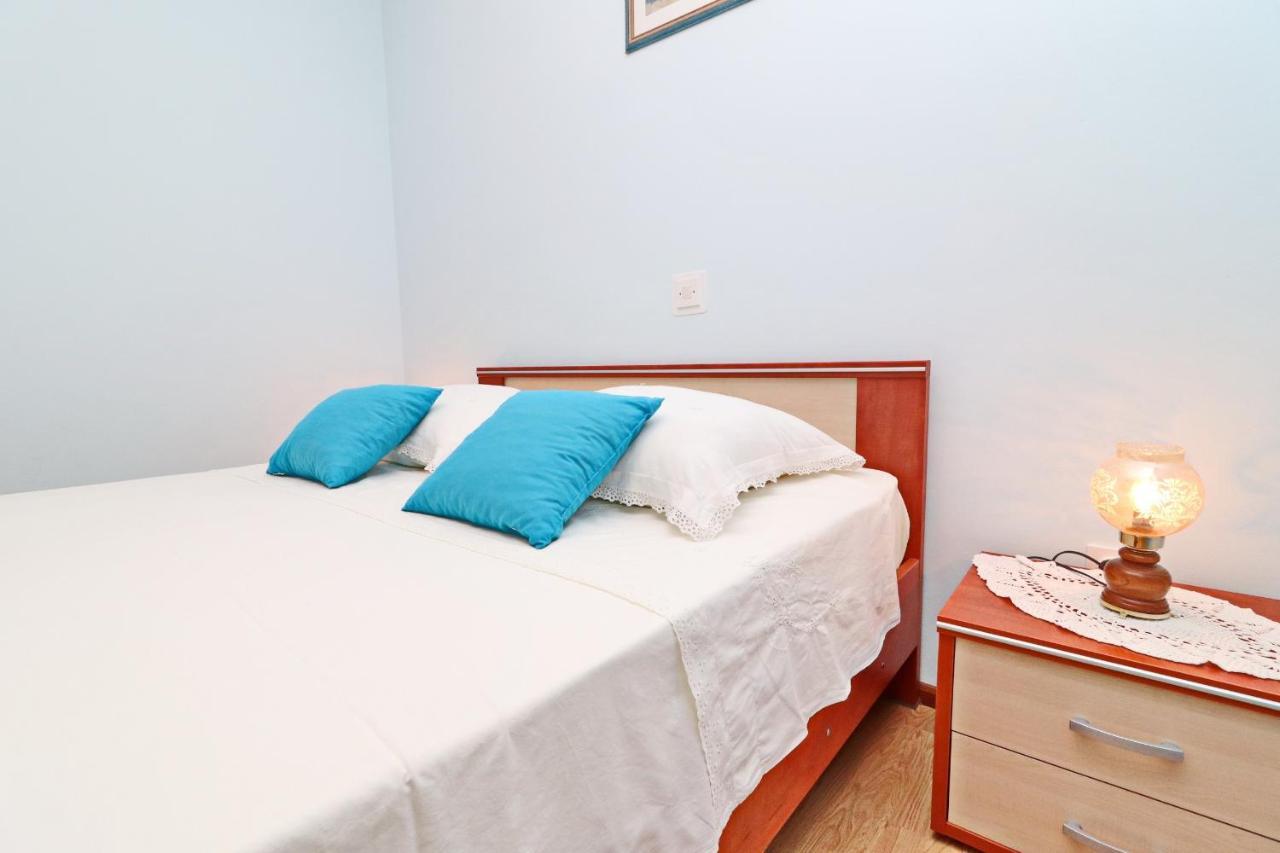 Apartments Villa Senija Prižba Kültér fotó